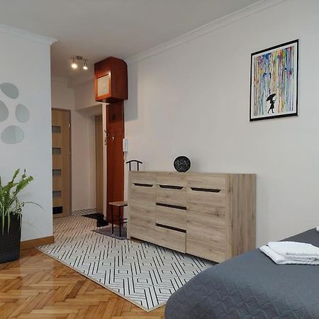 Appartement Domin Domin à Częstochowa Extérieur photo