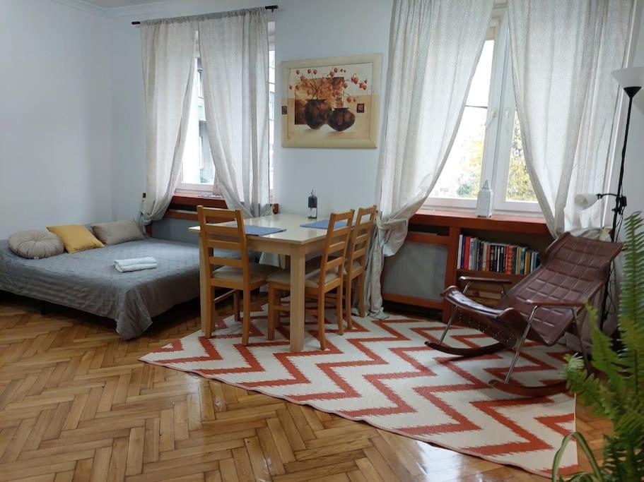 Appartement Domin Domin à Częstochowa Extérieur photo